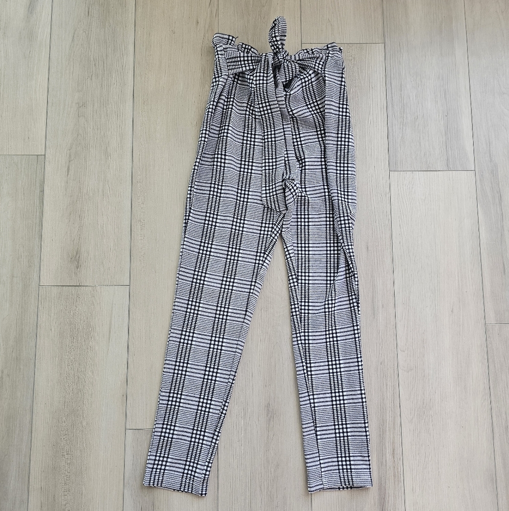 Leg pants